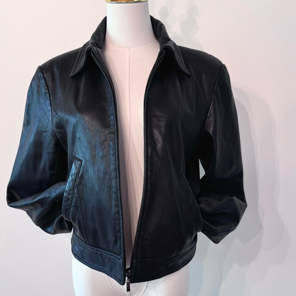 Vintage New York CLASSICS black leather jacket
size: Small - Picture 7 of 16